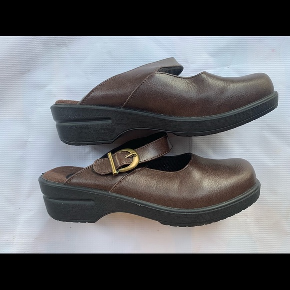 Ingaro Brown Women's Clogs Slip-on 6.5 Shoes - Picture 2 of 7